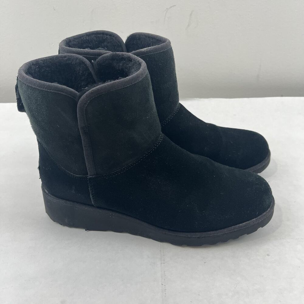UGG 1012407 Black Suede Sheepskin Lined Ankle Boots Women’s Size 9